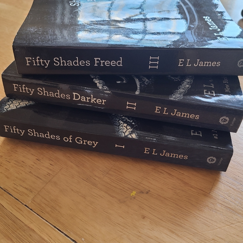 Fifty Shades books (3)